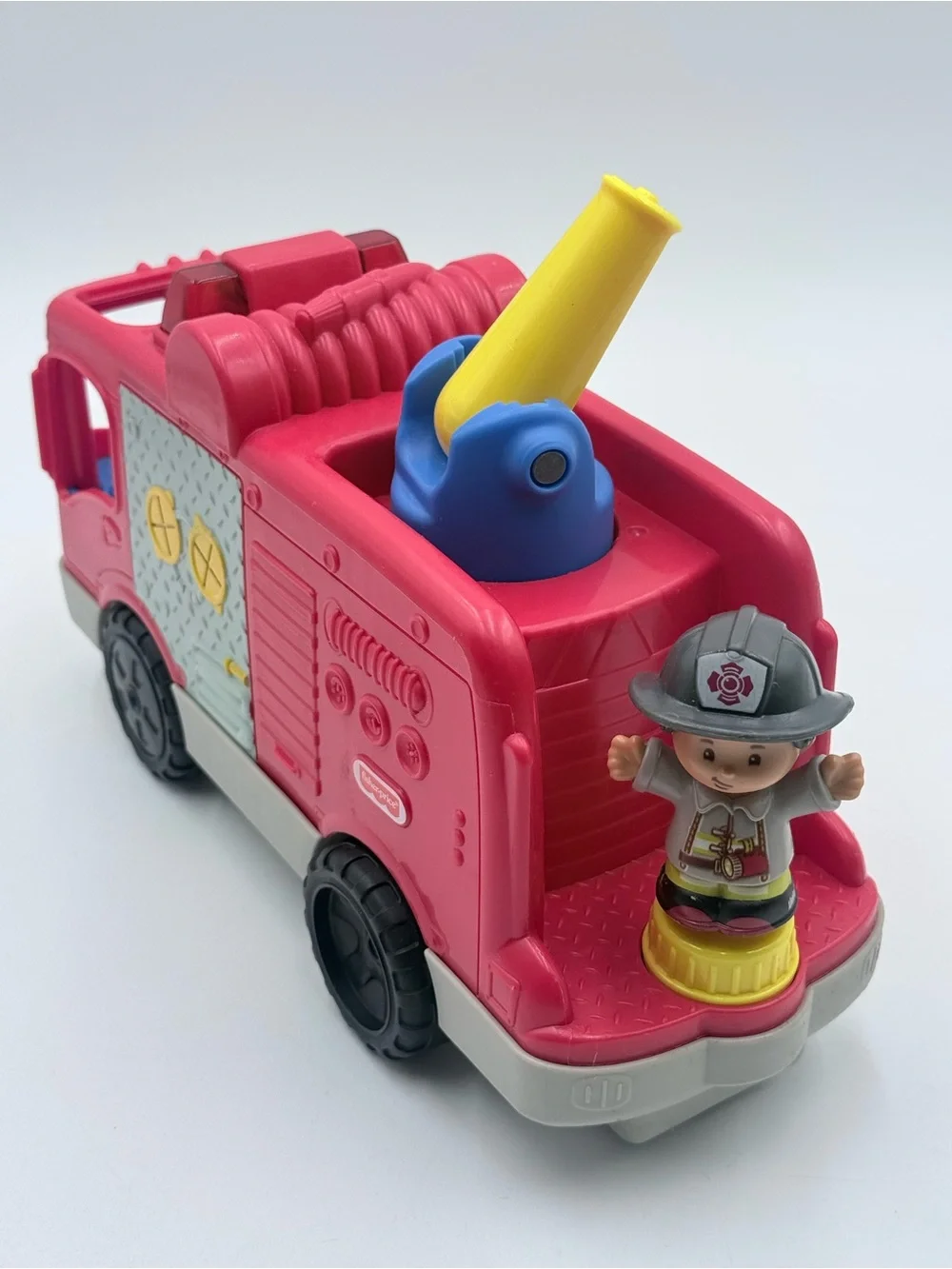 Fisher Price Little People Musical Red Fire Truck Working Lights & Sound - 2 Ppl